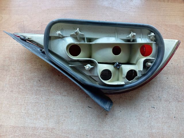 bontott LANCIA Y Jobb Hátsó Lámpa