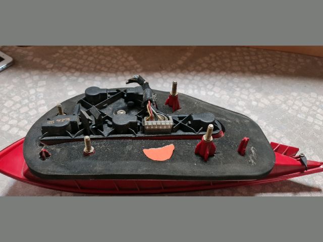 bontott LANCIA Y Jobb Hátsó Lámpa