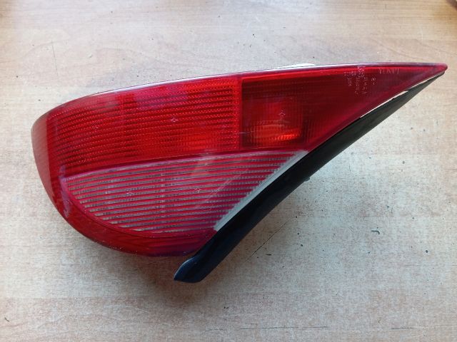 bontott LANCIA Y Jobb Hátsó Lámpa