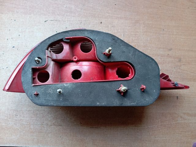 bontott LANCIA Y Jobb Hátsó Lámpa