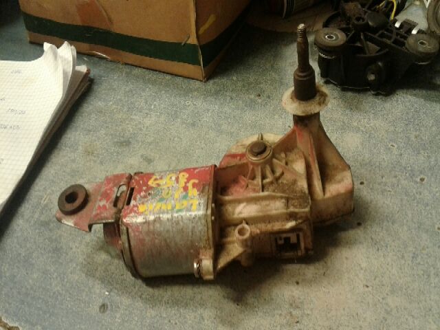 bontott LANCIA Y10 Hátsó Ablaktörlő Motor