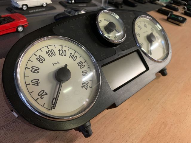 bontott LANCIA YPSILON Kilométeróra