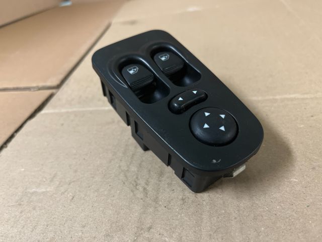 bontott LANCIA YPSILON Ablakemelő és Tükör Kapcsoló