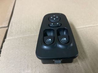 bontott LANCIA YPSILON Ablakemelő és Tükör Kapcsoló