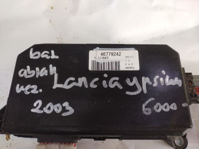 bontott LANCIA YPSILON Bal első Ablakemelő Elektronika