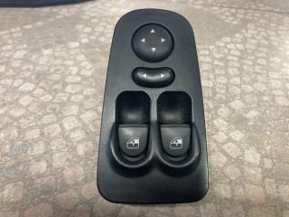 bontott LANCIA YPSILON Bal első Ablakemelő Kapcsoló