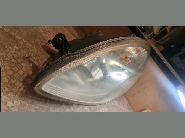 bontott LANCIA YPSILON Bal Fényszóró