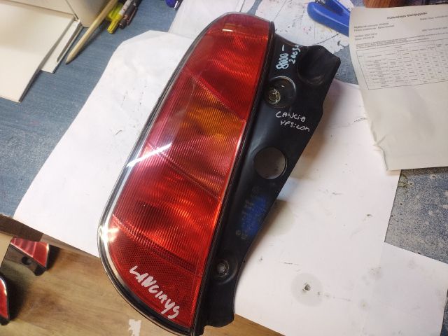 bontott LANCIA YPSILON Bal Hátsó Lámpa