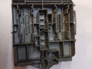 bontott LANCIA YPSILON Biztosítéktábla Utastér