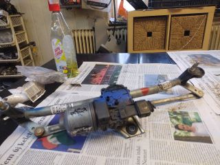 bontott LANCIA YPSILON Első Ablaktörlő Szerkezet Motorral