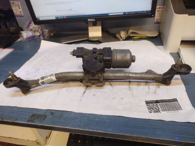 bontott LANCIA YPSILON Első Ablaktörlő Szerkezet Motorral