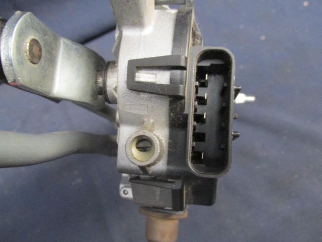 bontott LANCIA YPSILON Első Ablaktörlő Szerkezet Motorral