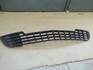 bontott LANCIA YPSILON Első Lökhárító Alsó Középső Díszrács