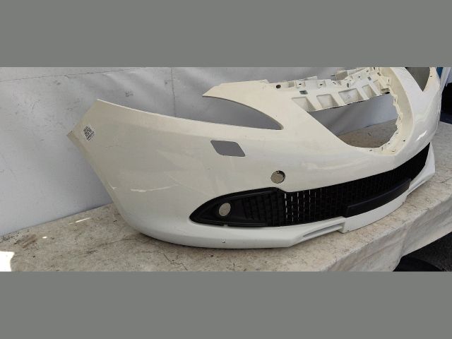 bontott LANCIA YPSILON Első Lökhárító (Üresen)