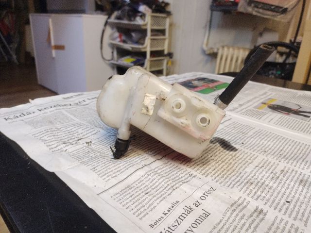 bontott LANCIA YPSILON Fékfolyadék Tartály