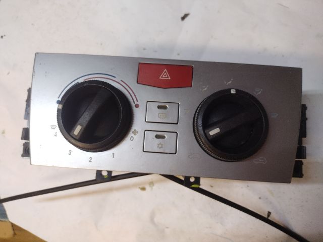 bontott LANCIA YPSILON Fűtéskapcsoló (manuális klímás)