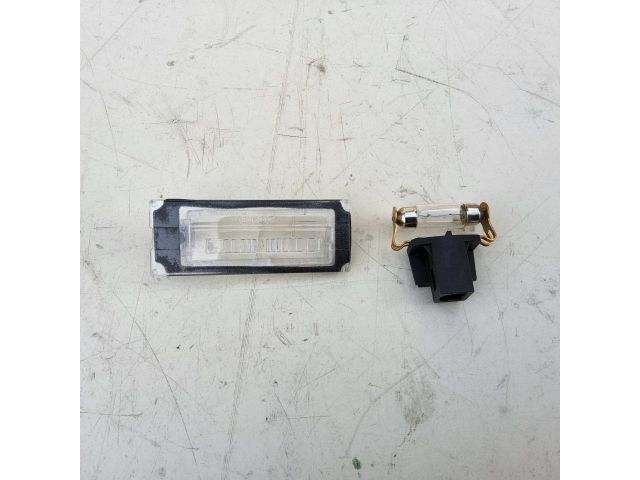 bontott LANCIA YPSILON Hátsó Rendszámtábla Világítás