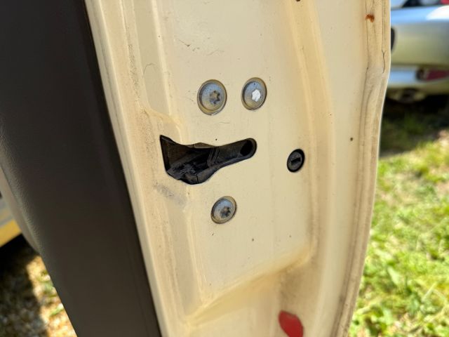 bontott LANCIA YPSILON Jobb első Ajtózár