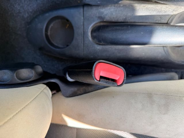 bontott LANCIA YPSILON Jobb első Övfeszítő