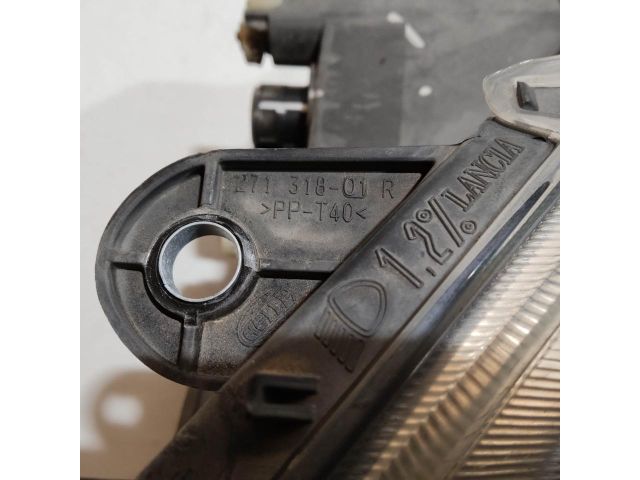 bontott LANCIA YPSILON Jobb Fényszóró