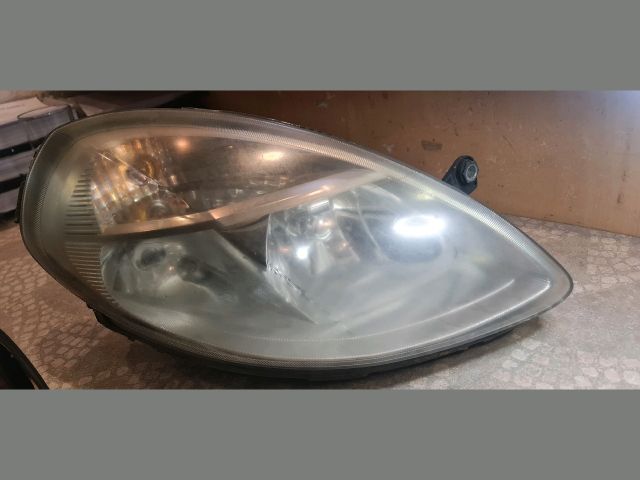 bontott LANCIA YPSILON Jobb Fényszóró