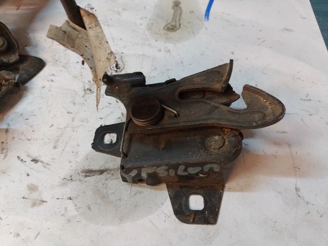 bontott LANCIA YPSILON Motorháztető Biztonsági Kampó