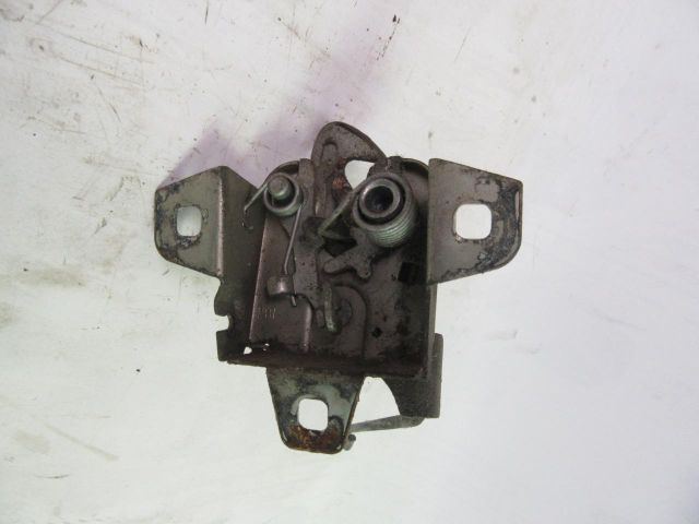 bontott LANCIA YPSILON Motorháztető Zárszerkezet