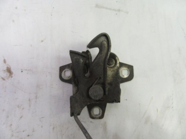 bontott LANCIA YPSILON Motorháztető Zárszerkezet