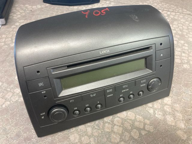 bontott LANCIA YPSILON Rádió / CD