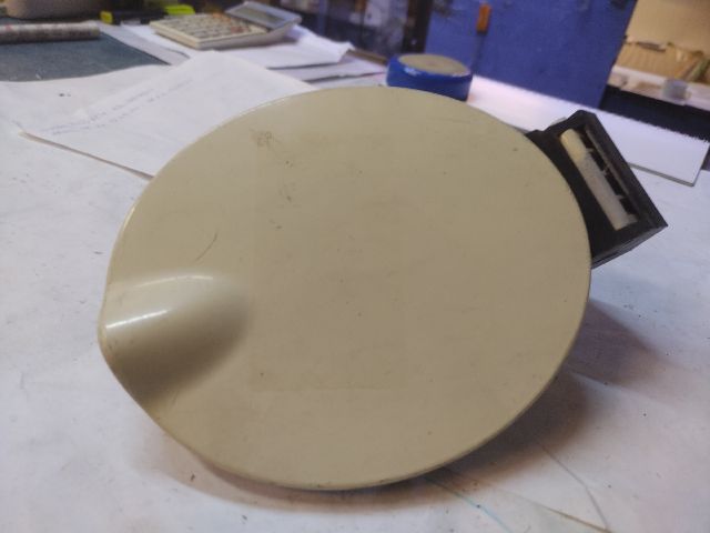 bontott LANCIA YPSILON Tankajtó