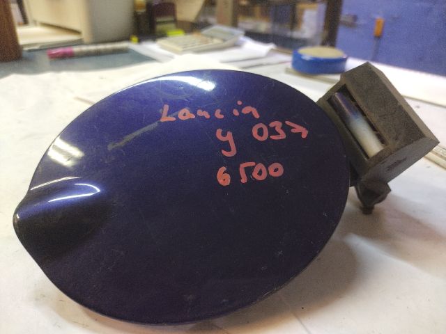 bontott LANCIA YPSILON Tankajtó