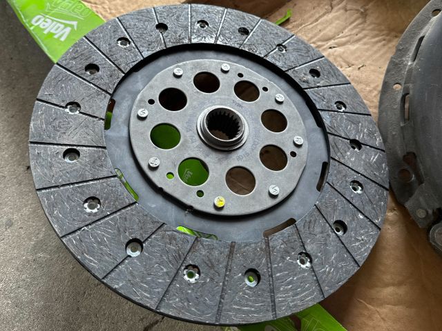 bontott LAND ROVER DEFENDER Kuplung Szett (Szerkezet, Tárcsa)