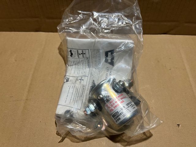 bontott LAND ROVER DEFENDER Akkumulátor Saru Elektronikával