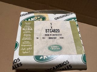 bontott LAND ROVER DEFENDER Akkumulátor Saru Elektronikával