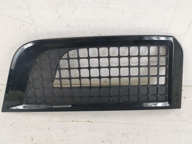 bontott LAND ROVER DEFENDER Bal első Sárvédő Díszléc