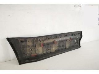 bontott LAND ROVER DEFENDER Bal hátsó Ajtó Díszléc