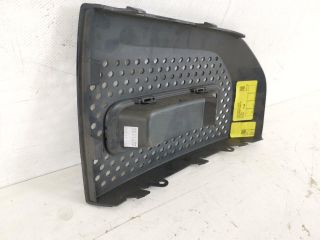 bontott LAND ROVER DEFENDER Bal Ködlámpa Rács