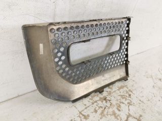 bontott LAND ROVER DEFENDER Bal Ködzárófény Keret