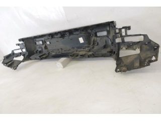 bontott LAND ROVER DEFENDER Hátsó Lökhárító (Üresen)