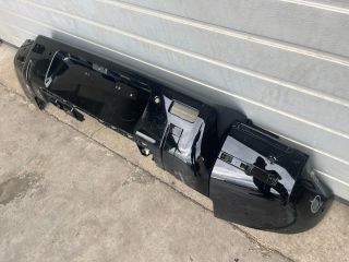 bontott LAND ROVER DEFENDER Hátsó Lökhárító (Üresen)