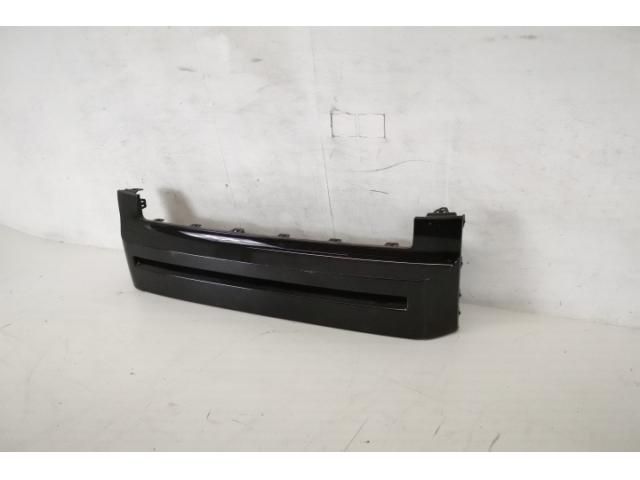 bontott LAND ROVER DEFENDER Hűtőrács