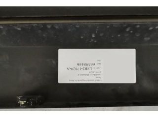 bontott LAND ROVER DEFENDER Hűtőrács