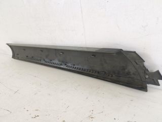 bontott LAND ROVER DEFENDER Jobb A Oszlop Burkolat