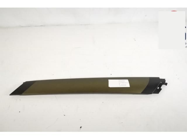 bontott LAND ROVER DEFENDER Jobb A Oszlop Burkolat