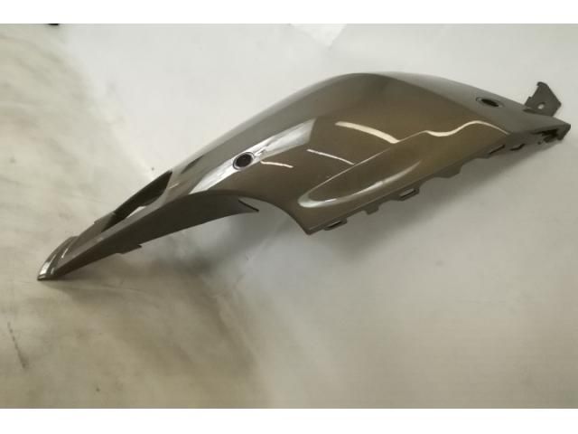 bontott LAND ROVER DEFENDER Jobb első Lökhárító Díszléc