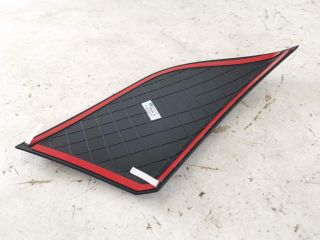 bontott LAND ROVER DEFENDER Jobb első Sárvédő Gumi