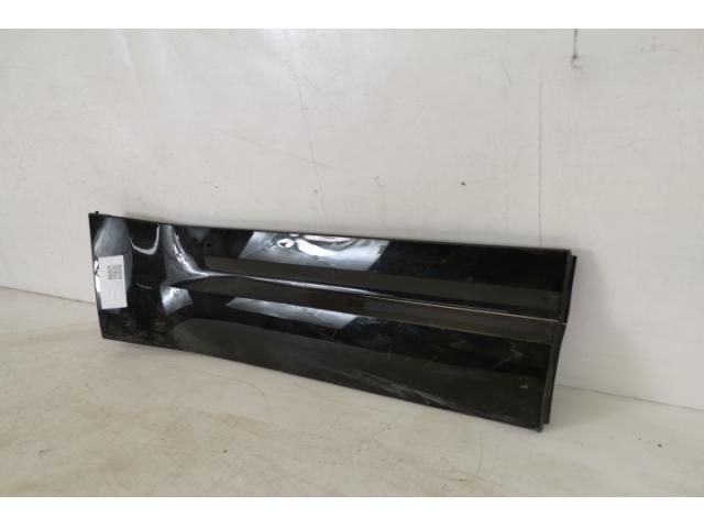 bontott LAND ROVER DEFENDER Jobb hátsó Ajtó Díszléc