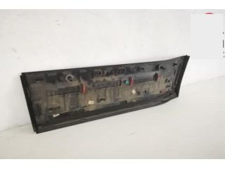 bontott LAND ROVER DEFENDER Jobb hátsó Ajtó Díszléc