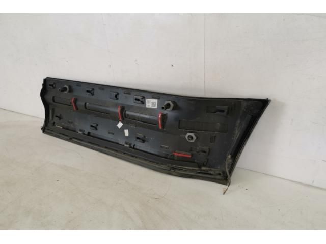 bontott LAND ROVER DEFENDER Jobb hátsó Ajtó Díszléc