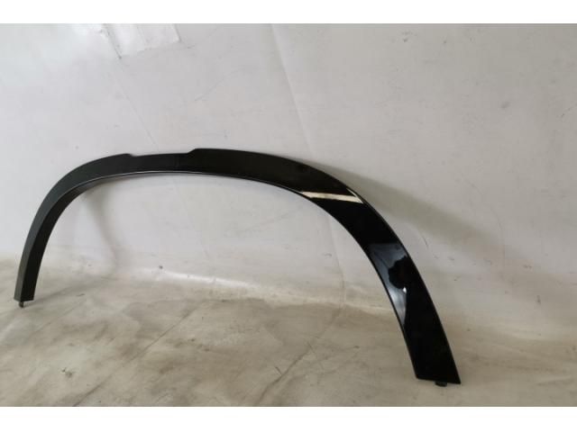 bontott LAND ROVER DEFENDER Jobb hátsó Sárvédő Díszléc